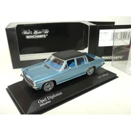 opel-diplomat-54-1969-bleu-minichamps-143.webp