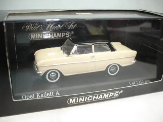 l_430043004_minichamps (1).webp