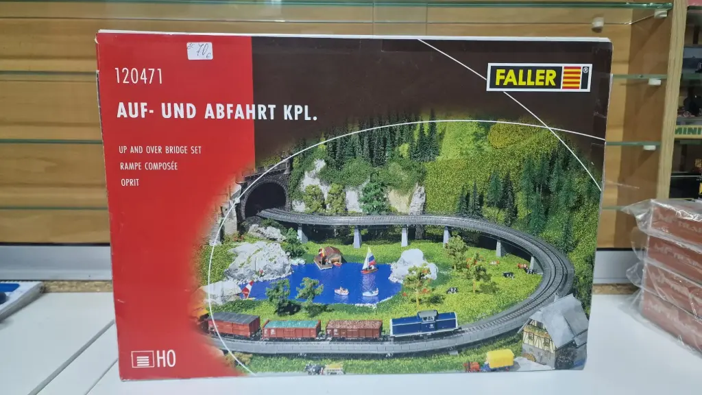 Faller 120471 H0 Usado.