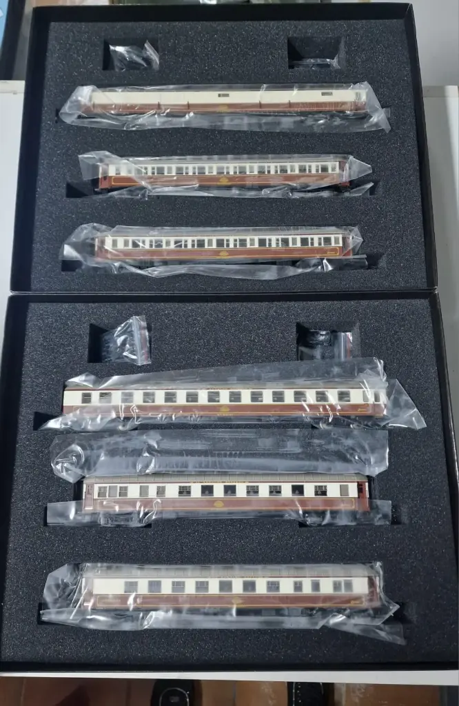 Electrotren HE4007 / HE4008 H0 Novedad