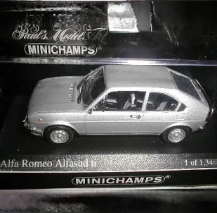 Minichamps Alfa Romeo Alfasud ti 1974  Silver 1/43 Seminuevo