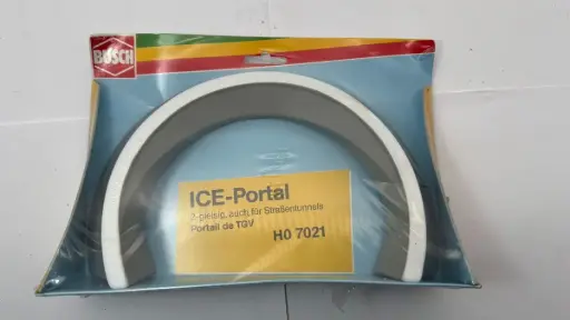 [7021] Busch 7021 - H0 Nuevo